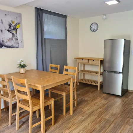Apartment Kamus