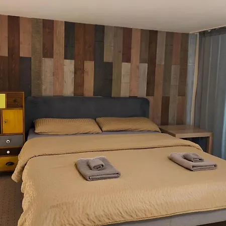 Apartament Kamus *