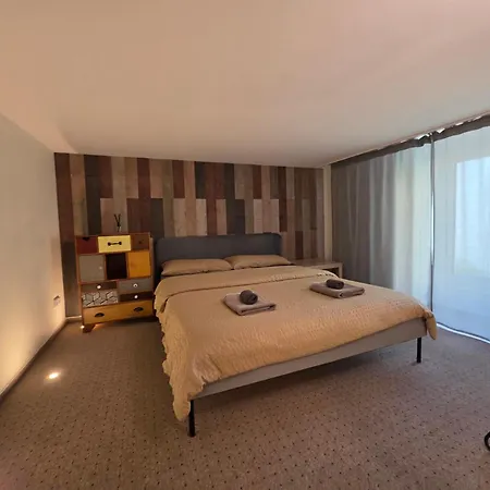 Apartament Kamus *
