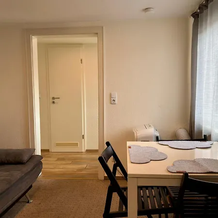 Kamus Apartamento *
